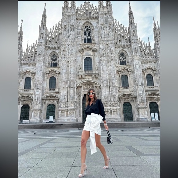 🦋 Bloggers Favorite 🦋 NWT Zara Knotted Mini Skirt ZW Collection Size M - Picture 5 of 16